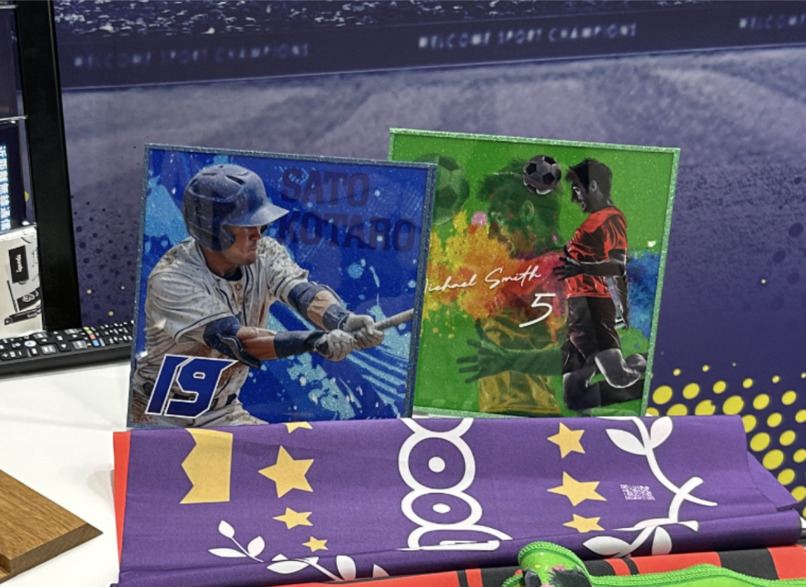 飾っても、スマホをかざしての楽しめるアクリル色紙